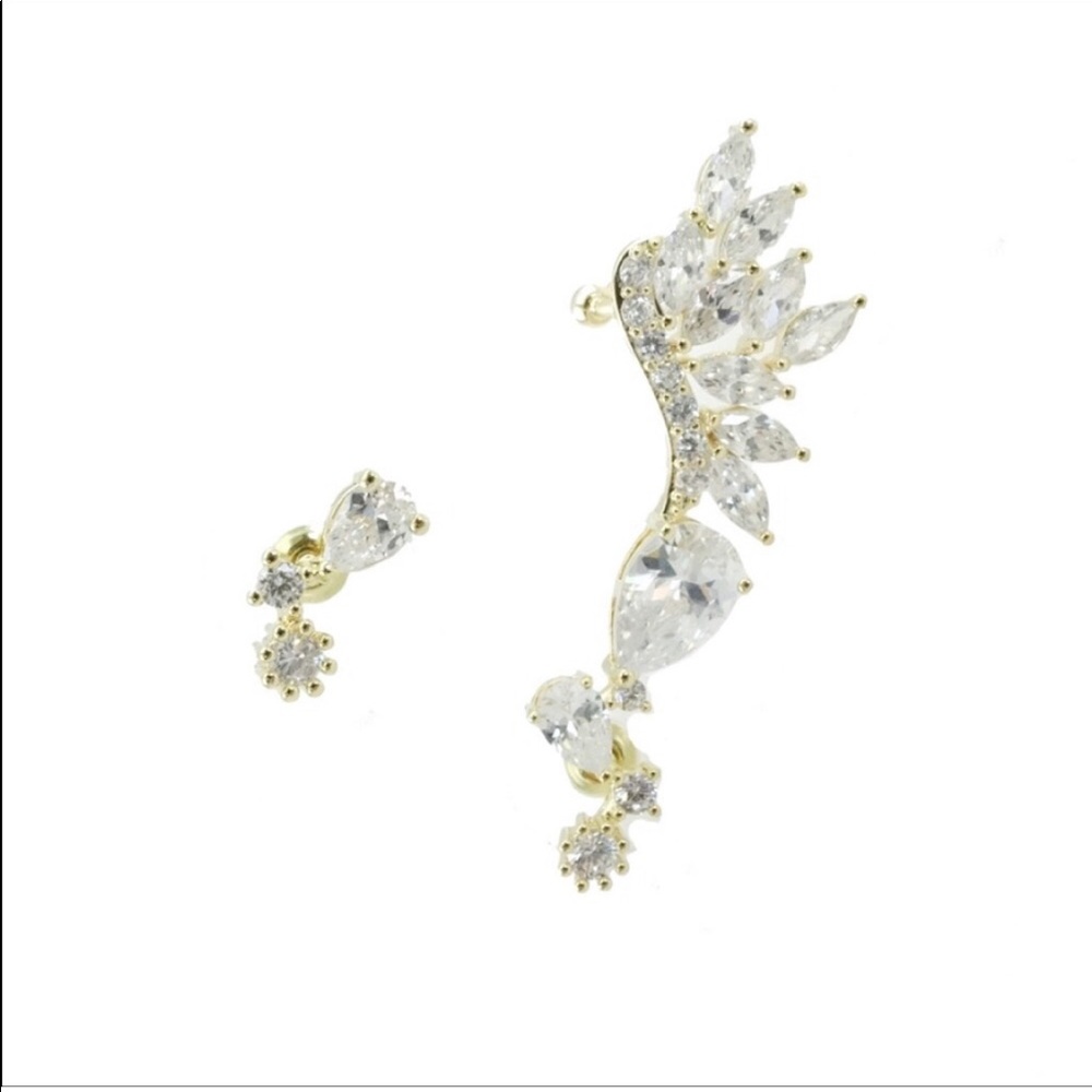 CZ Stud and Flutter Ear Crawler Brand New